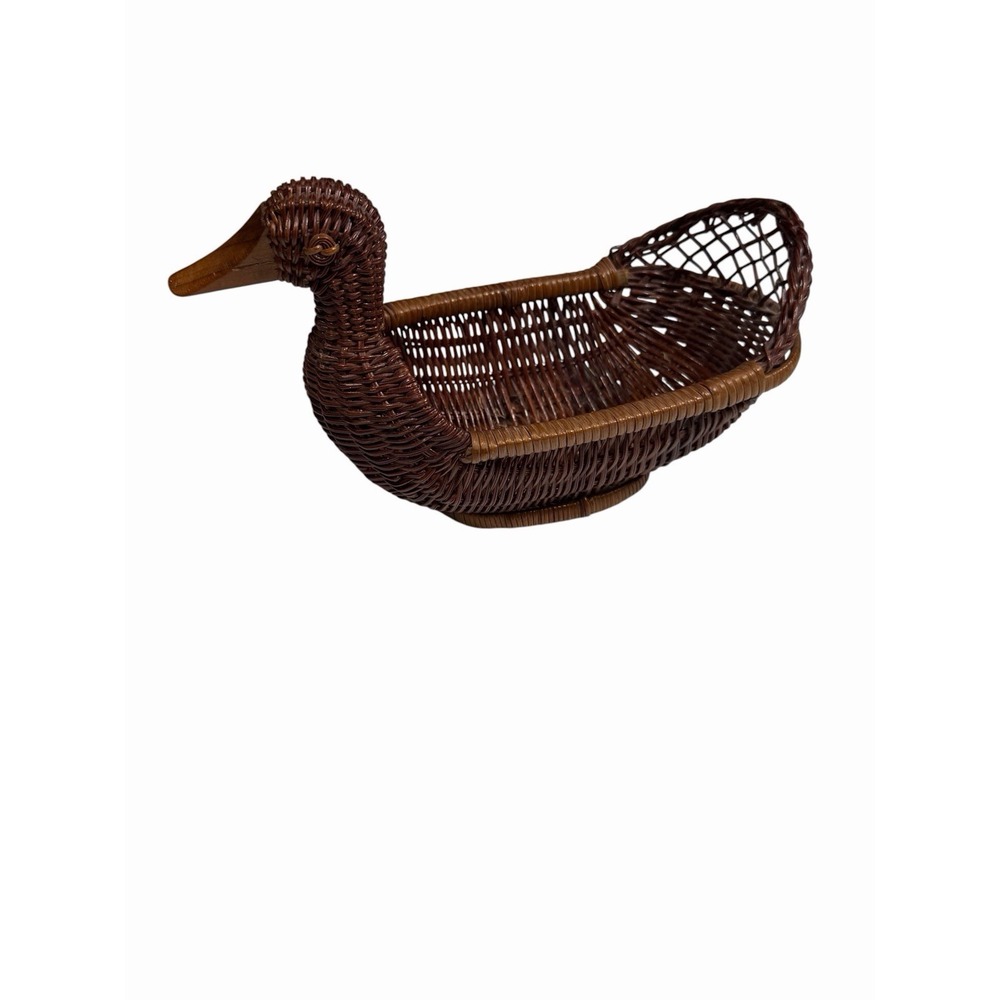 Vintage Duck Wicker Basket 10 x 8" x 4" Opening